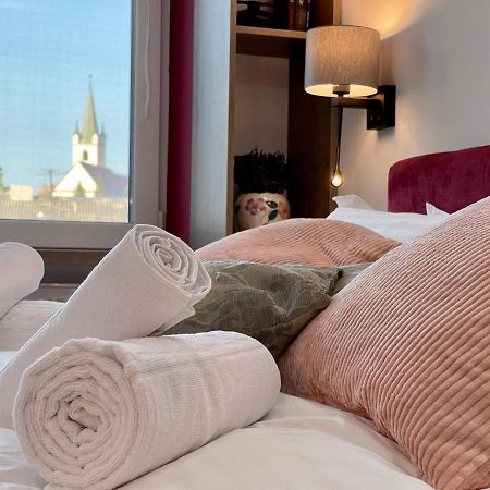 Jeny Boutique Apartment Târgu-Mureş エクステリア 写真
